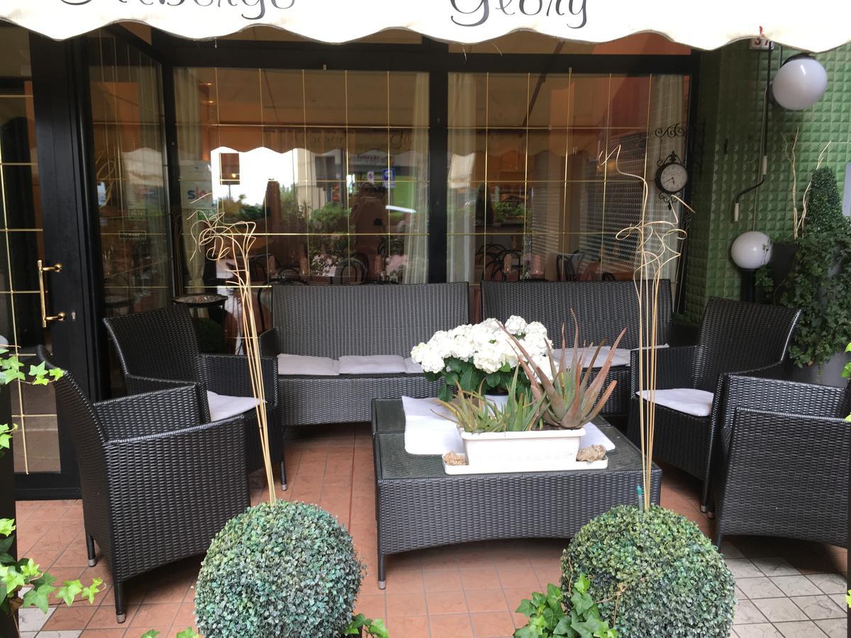 Albergo Glory Borghetto Santo Spirito Eksteriør bilde