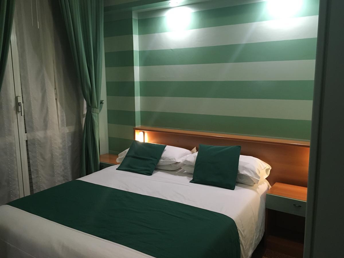 Albergo Glory Borghetto Santo Spirito Eksteriør bilde