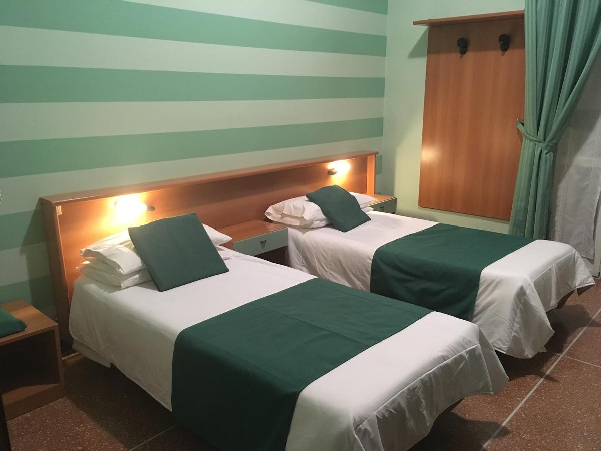 Albergo Glory Borghetto Santo Spirito Eksteriør bilde